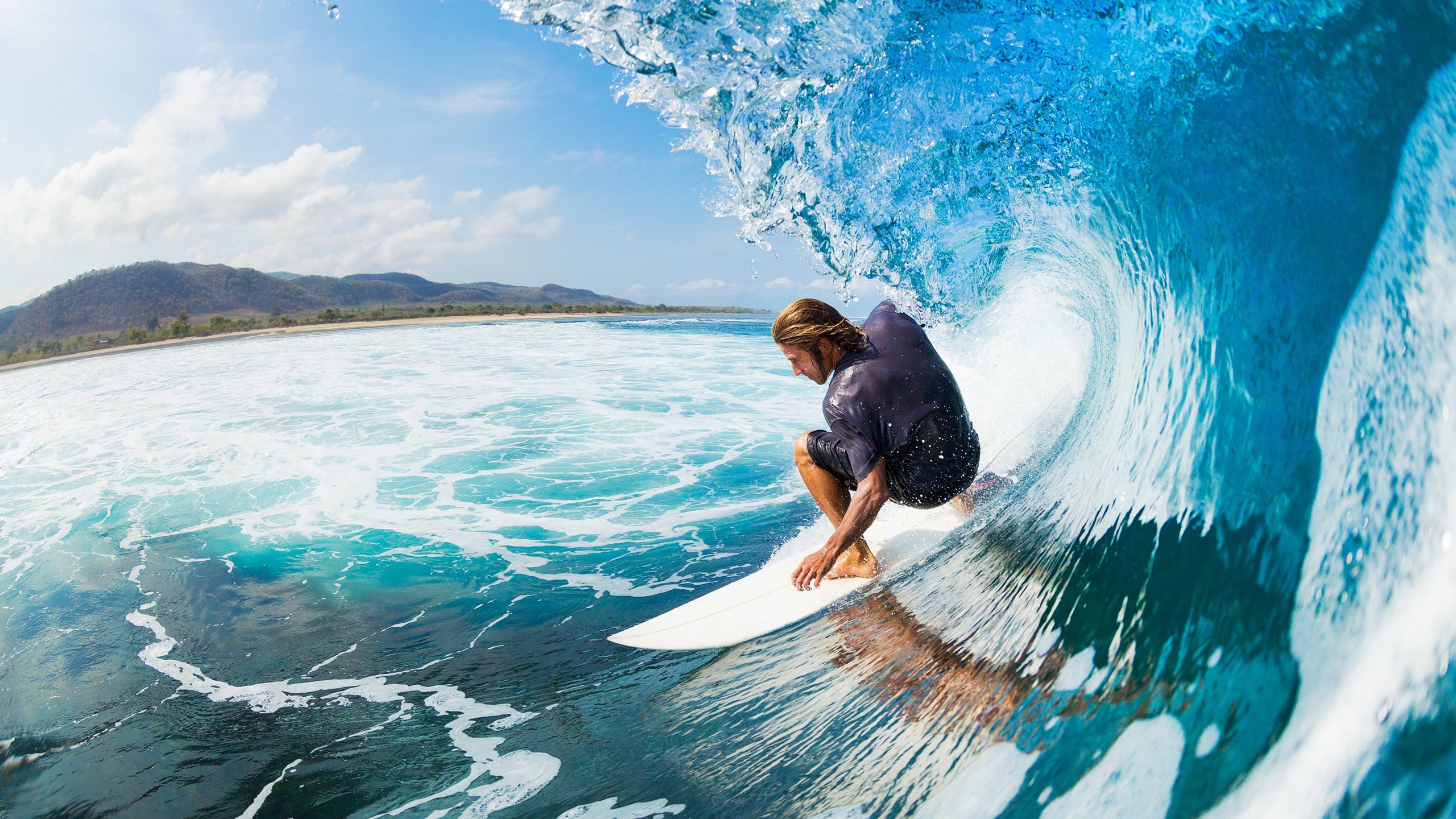 川崎前锋半决赛横扫新疆男篮，姆巴佩砍下8记关键球，全场沸腾